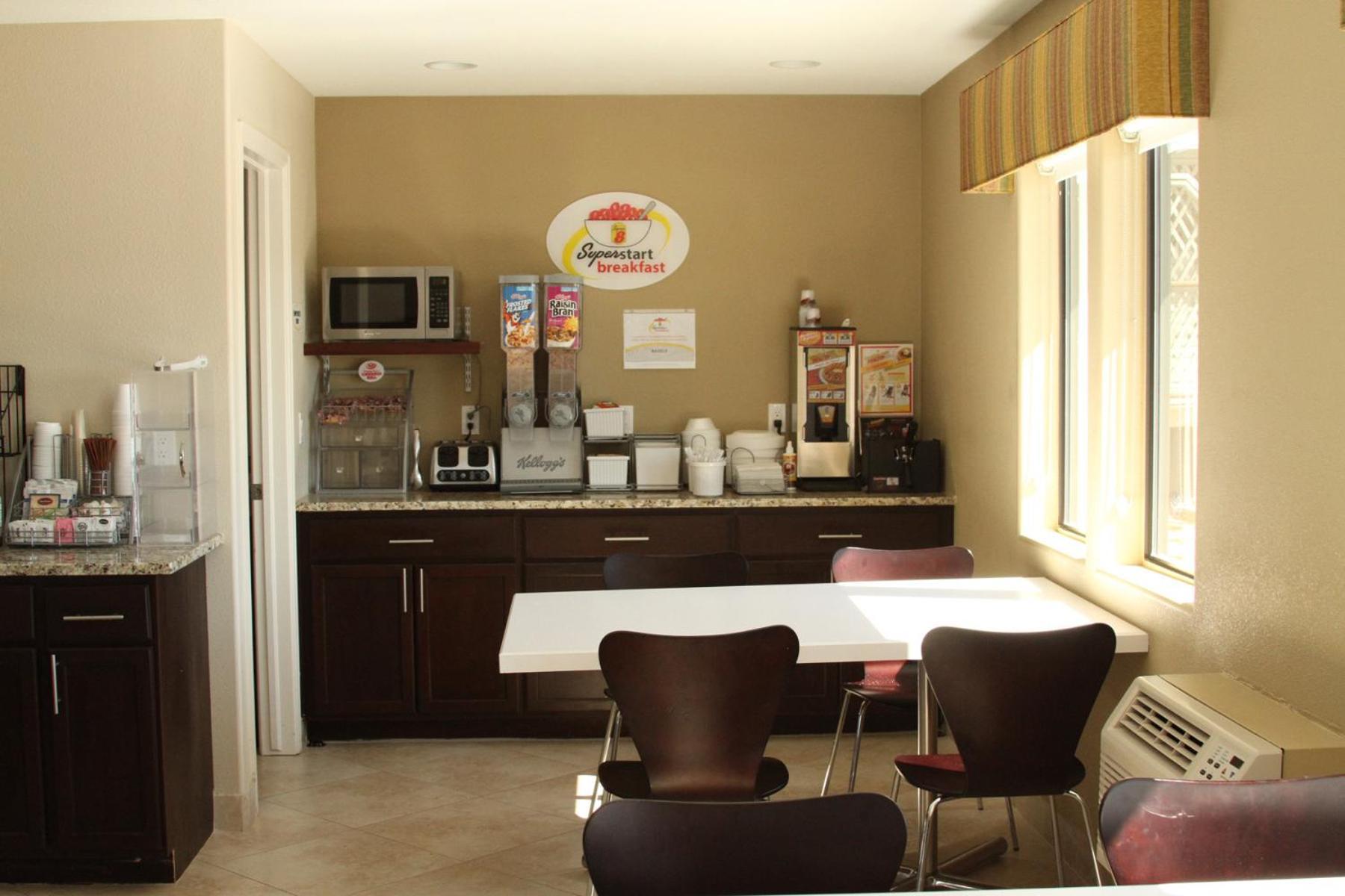 Motel Super 8 By Wyndham Montrose Exteriér fotografie