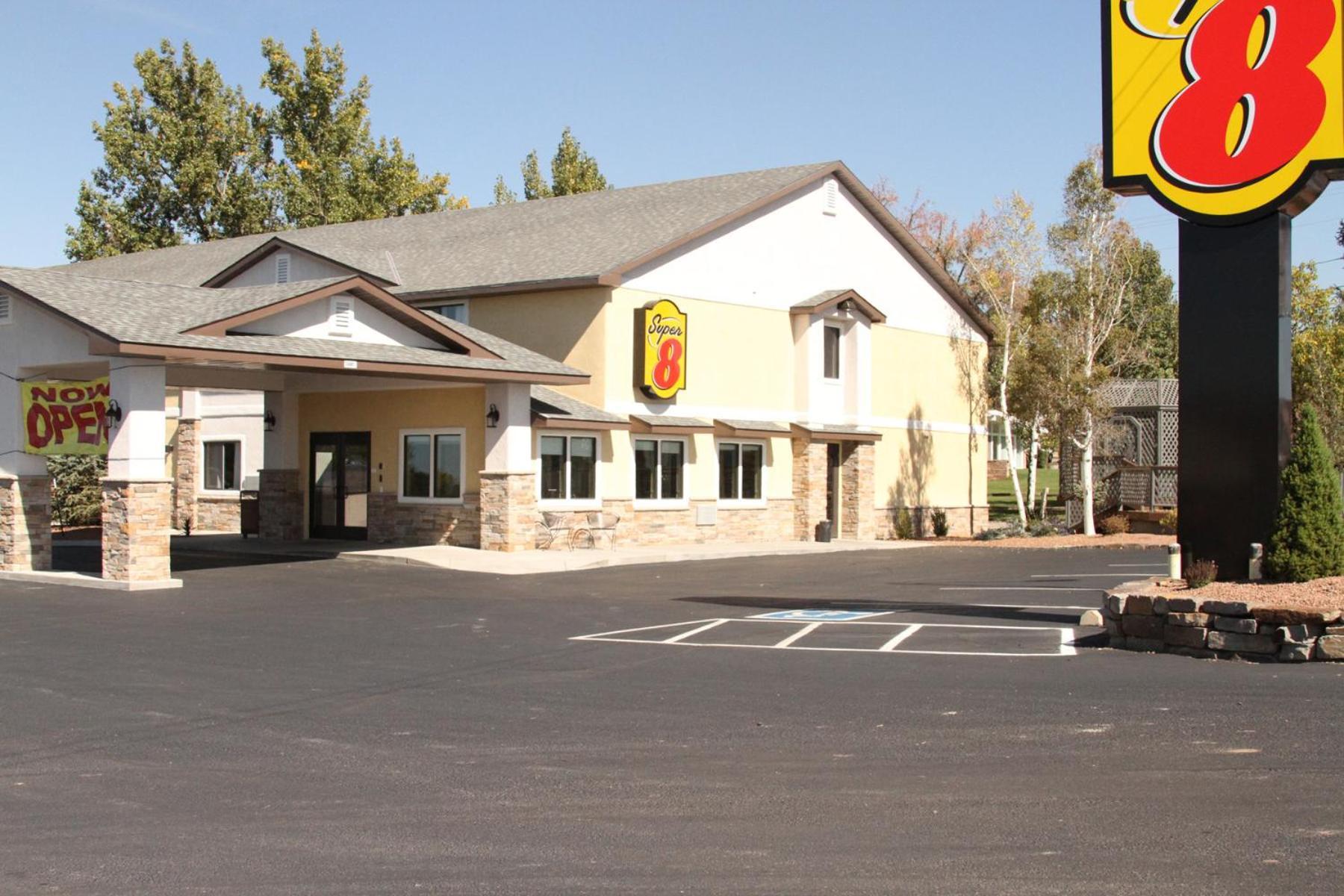 Motel Super 8 By Wyndham Montrose Exteriér fotografie