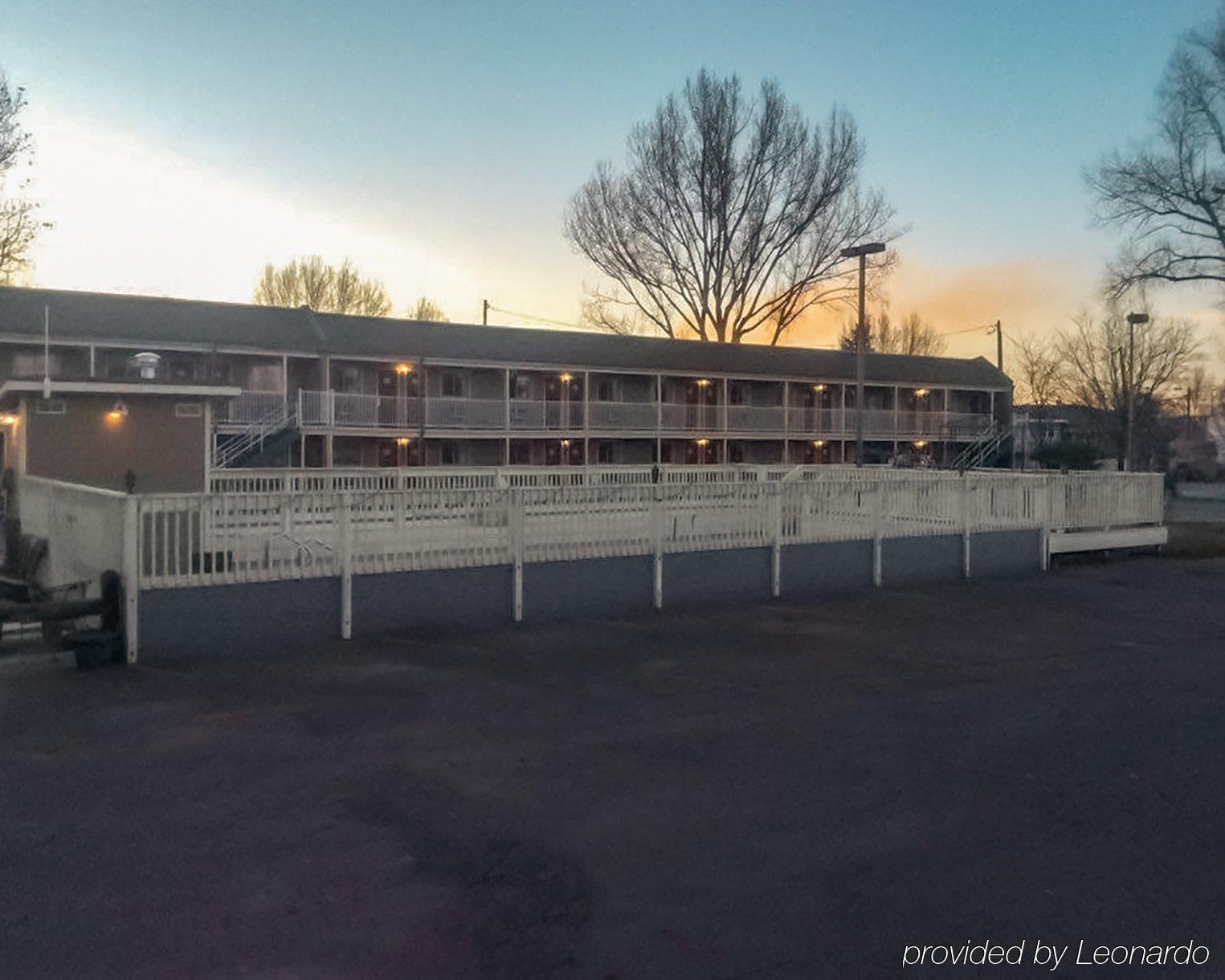 Motel Super 8 By Wyndham Montrose Exteriér fotografie